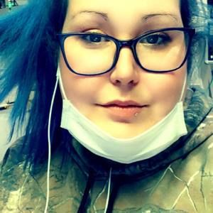 Meet your Posher, Jaymee